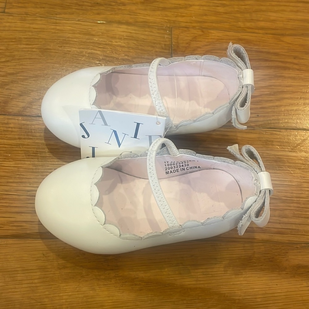 Janie and Jack white dress shoes